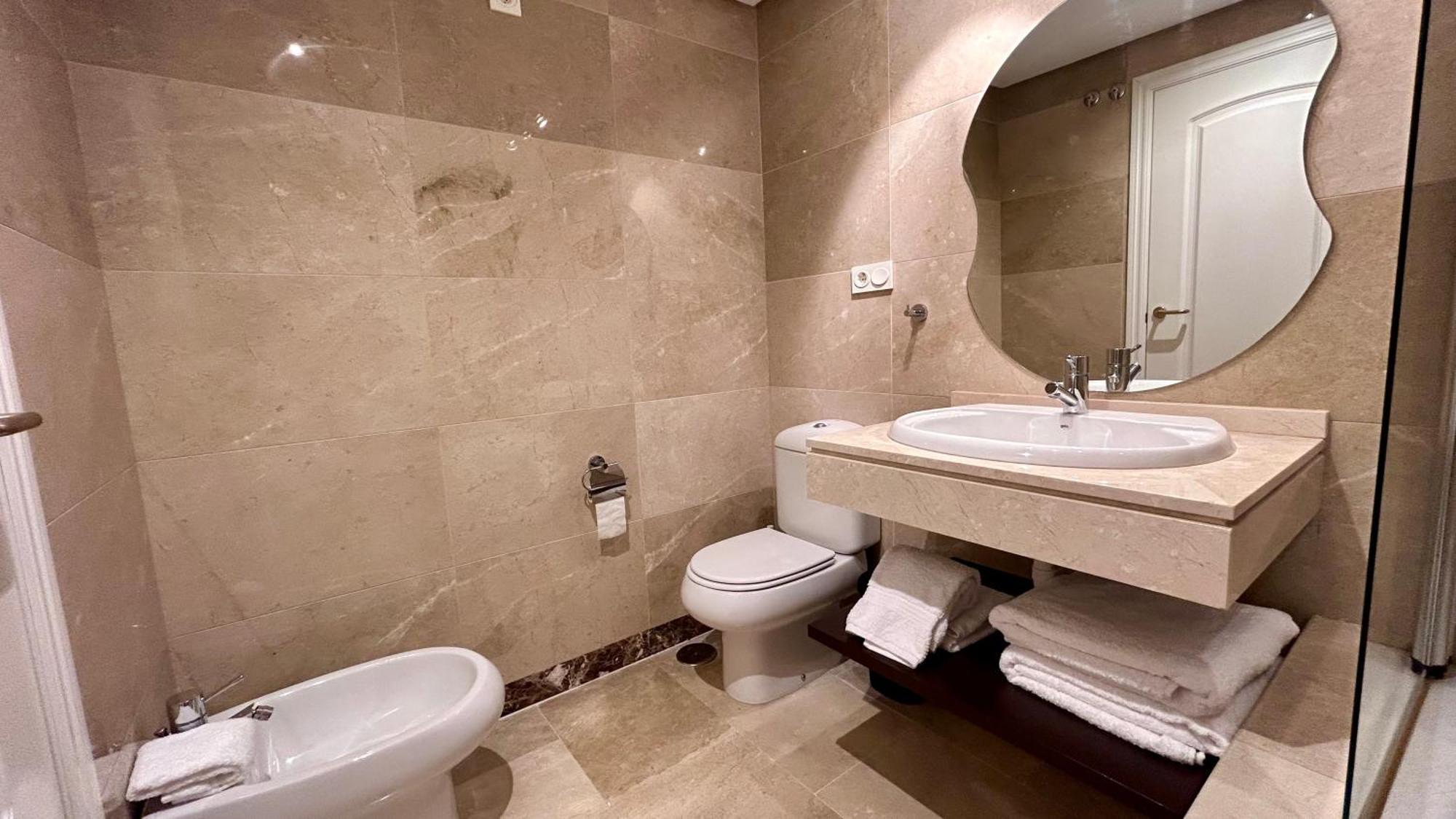 Duquesa Village Apartment *